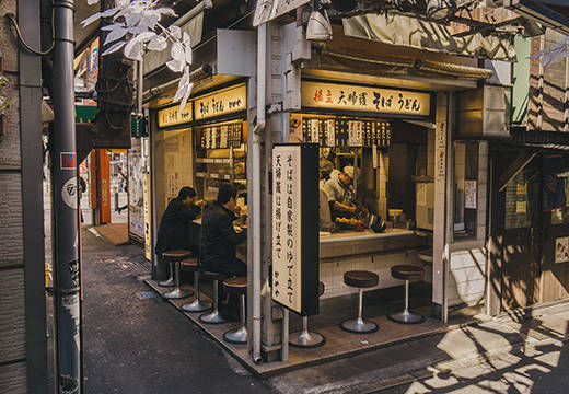 Visit Thiland 'the Crown Capital of East'